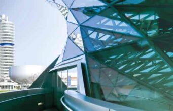 BMW Warns of a Challenging 2026 Despite Strong EV Momentum and Stable Financial Position
